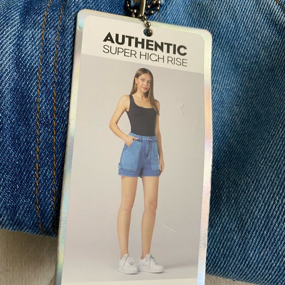 Simple society high rise shorts High Waisted Carpenter Shorts - Picture 8 of 9